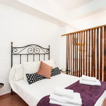 Apartment Home2book Papaya Loft & Pool View *